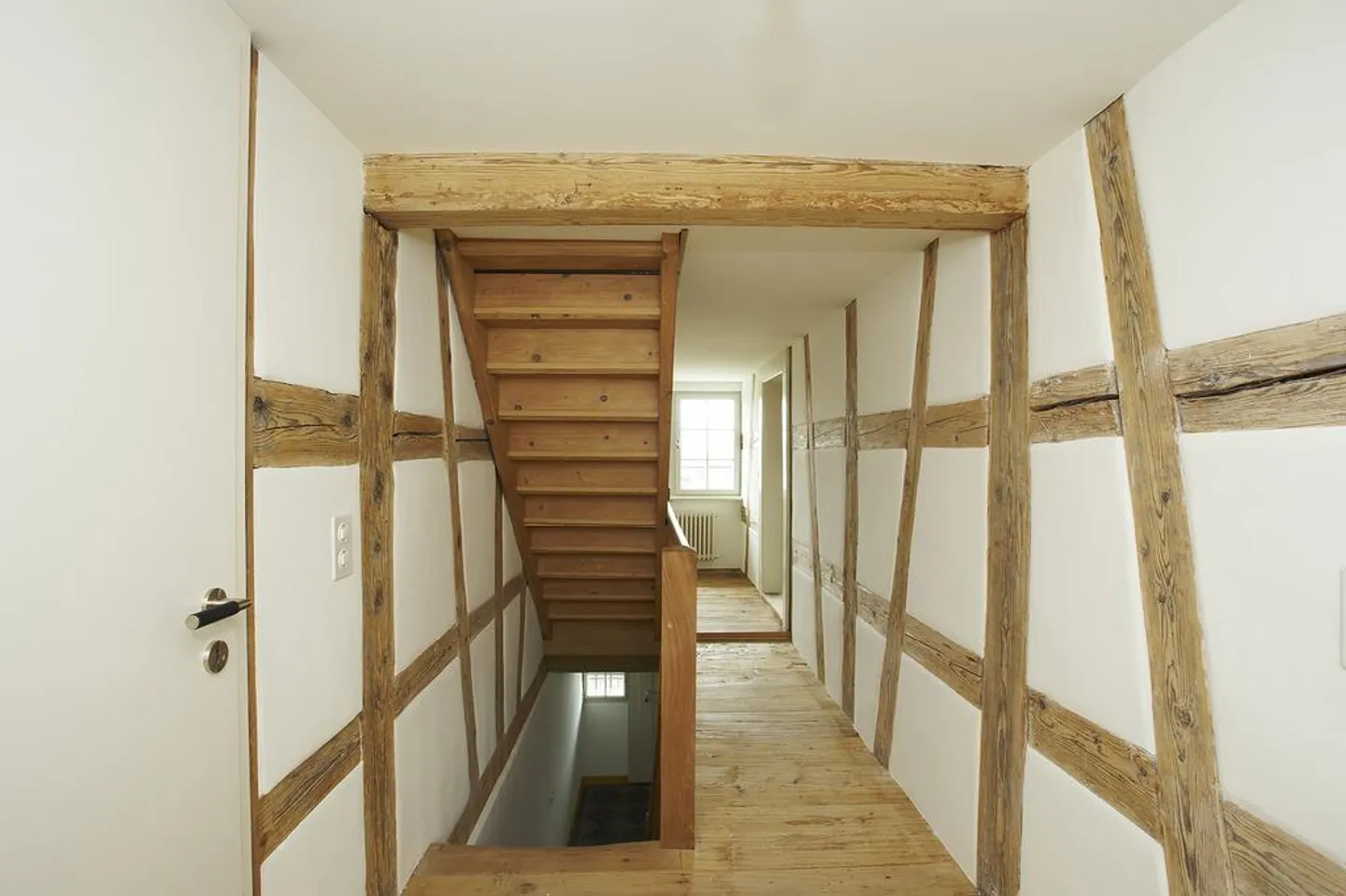 Bellissimo appartamento duplex unico di 3,5 stanze in una casa vinicola - Foto 5 di 9