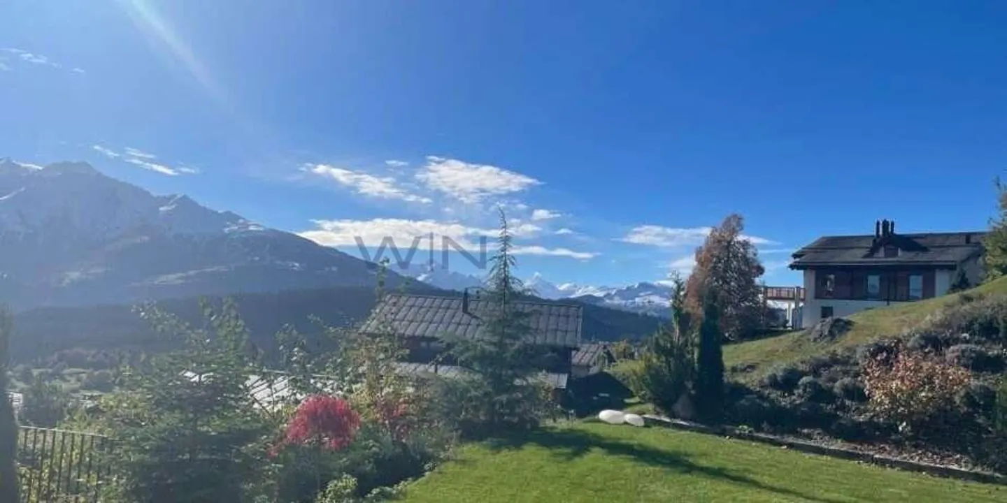 Stilvolles Einfamilienhaus mit Aussicht - Foto 4 von 13