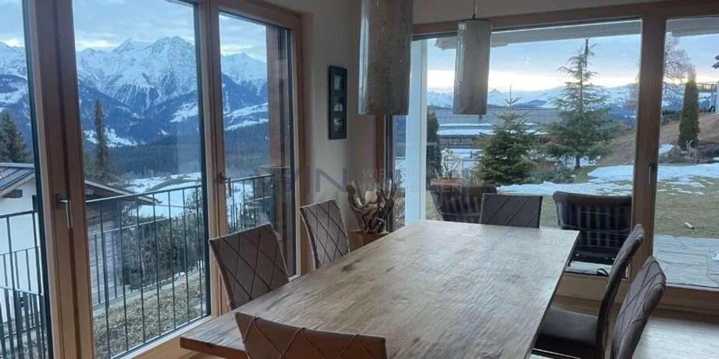Stilvolles Einfamilienhaus mit Aussicht - Foto 6 von 13