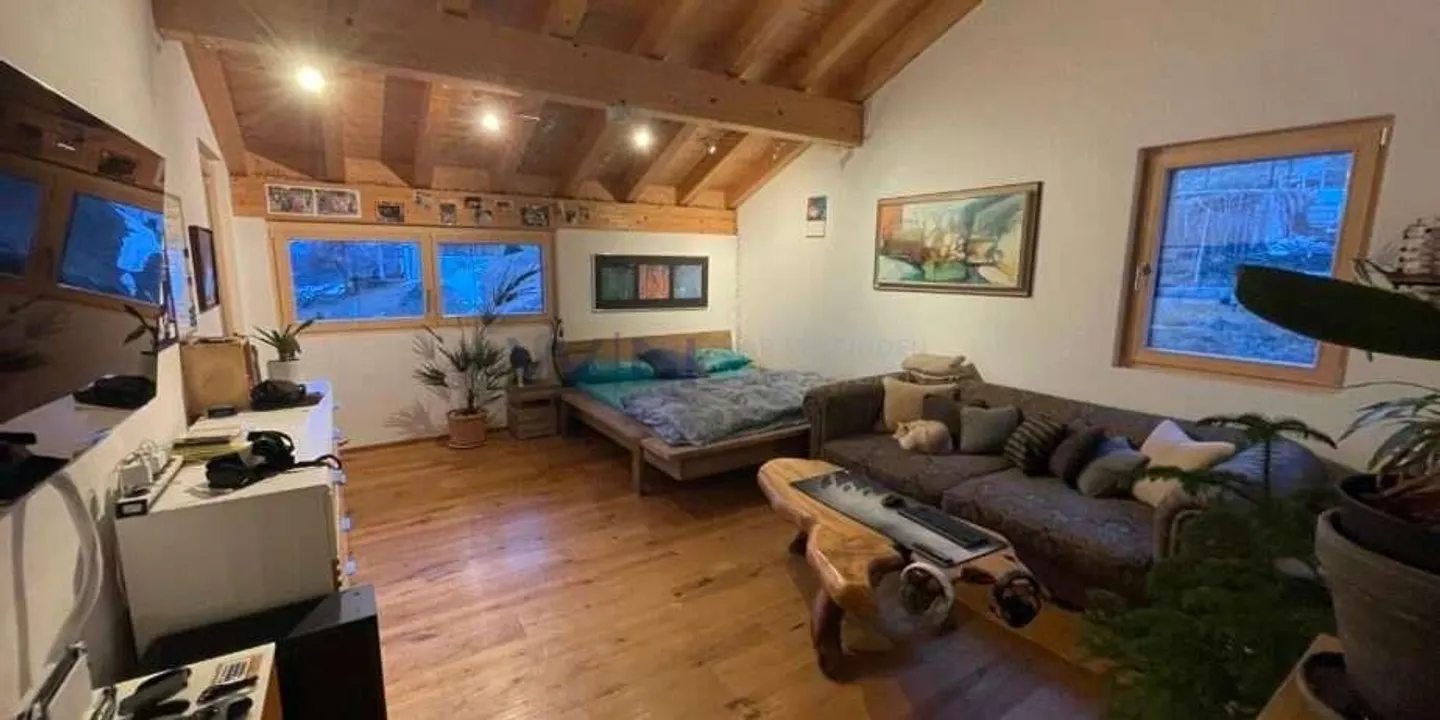 Stilvolles Einfamilienhaus mit Aussicht - Foto 9 von 13