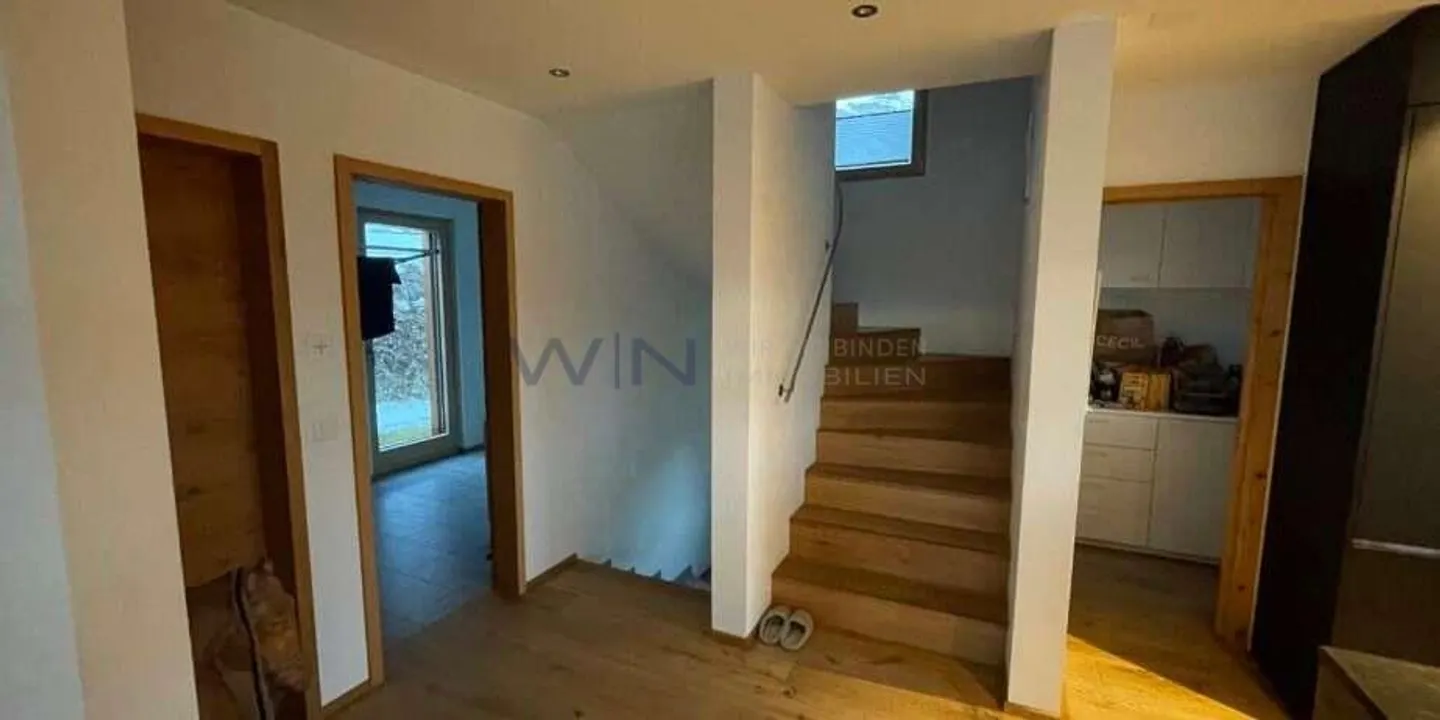 Stilvolles Einfamilienhaus mit Aussicht - Foto 11 von 13