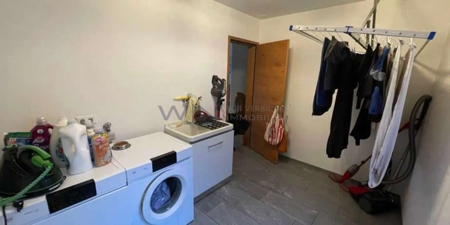 Stilvolles Einfamilienhaus mit Aussicht - Foto 12 von 13