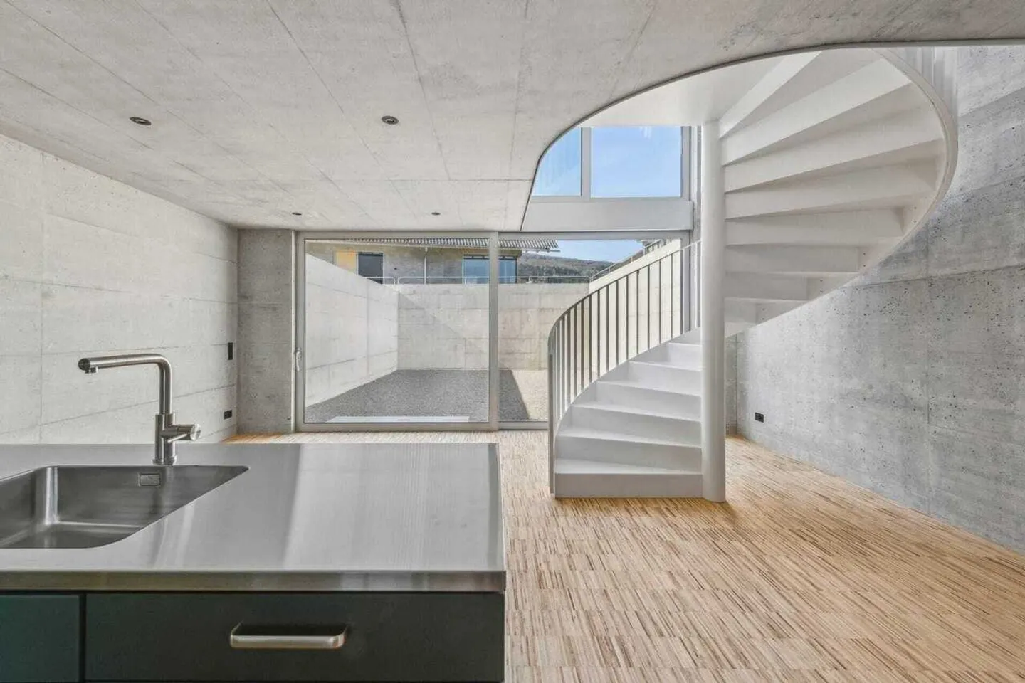 Modern Townhouse with Atrium - Photo 7 of 13