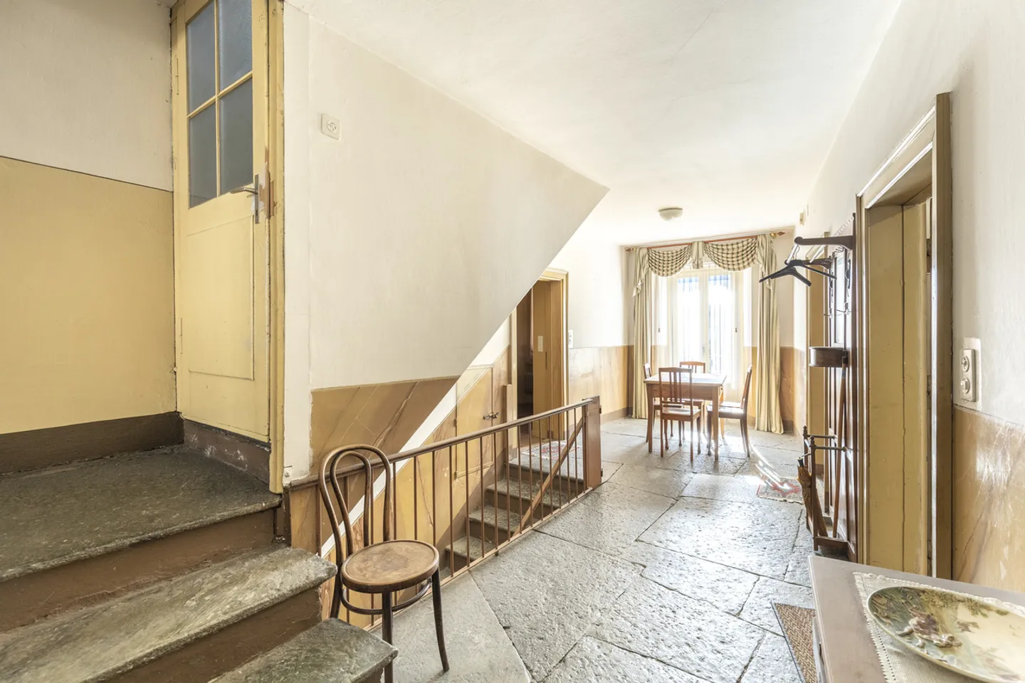 Sonnig und charaktervoll mit viel Garten - Photo 7 sur 10