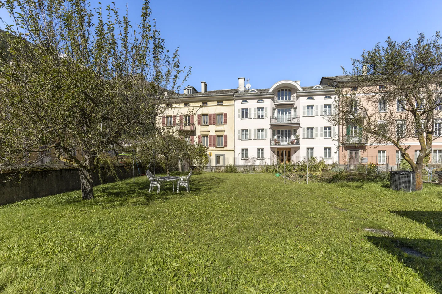 Sonnig und charaktervoll mit viel Garten - Photo 9 sur 10