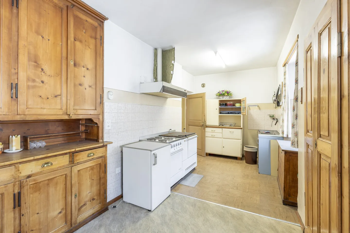 Sonnig und charaktervoll mit viel Garten - Photo 4 sur 10