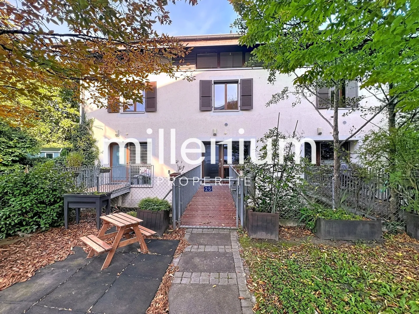 Single house for rent - Photo 1 of 11