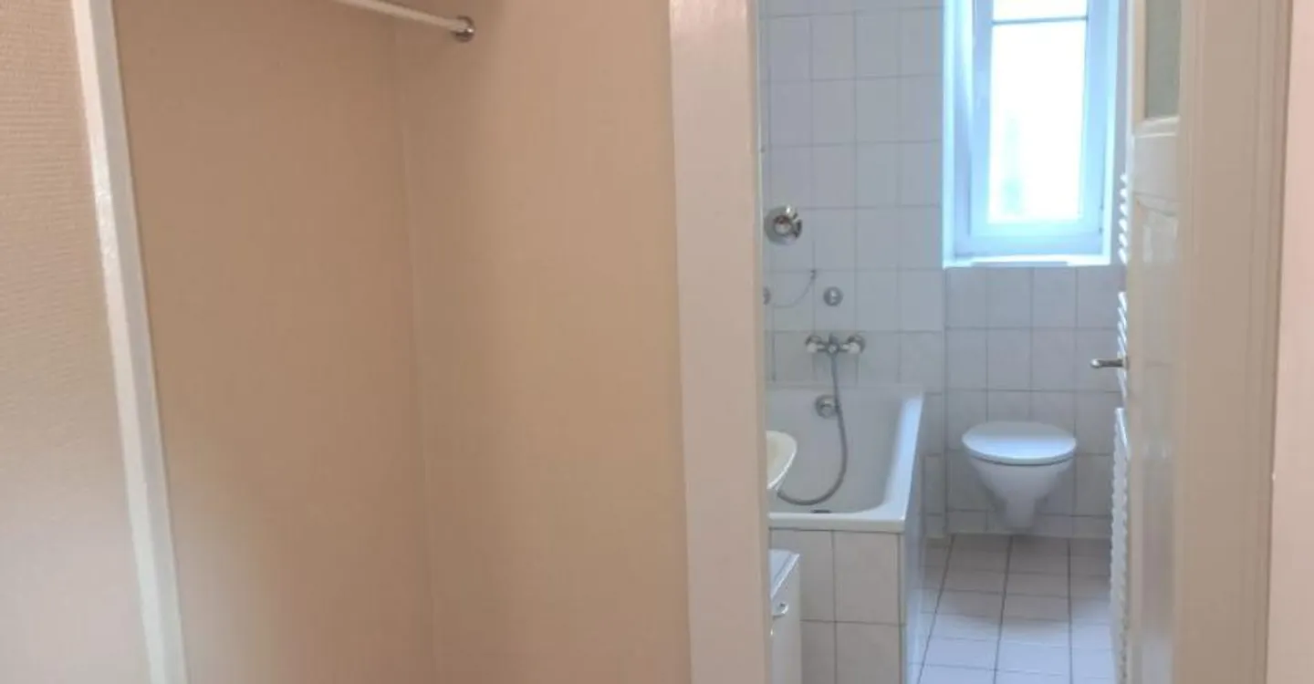 Lausanne, Chemin de Montelly 1, 2,5 Zimmer mit Balkon im 1. Stock - Foto 4 von 5