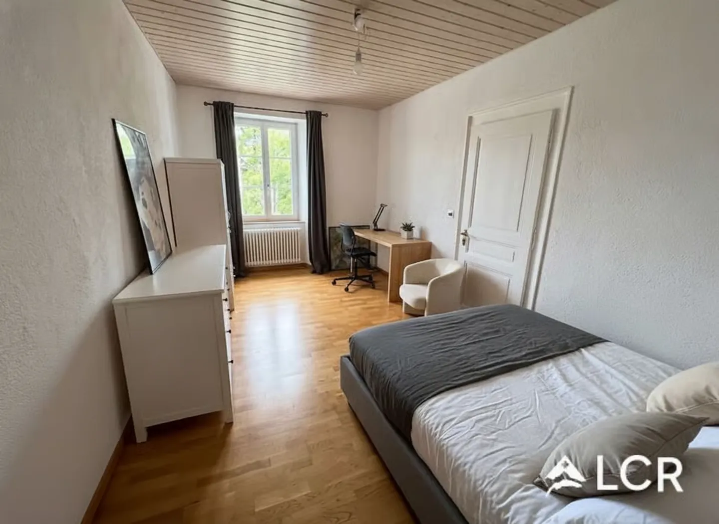 Bel appartement de 4.5 pièces - Photo 3 sur 9