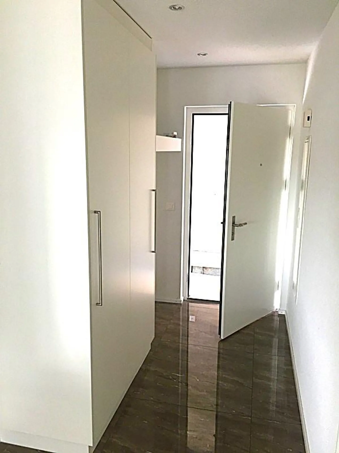 Très bel appartement de 4,5 pièces dans le meilleur emplacement - Photo 6 sur 9