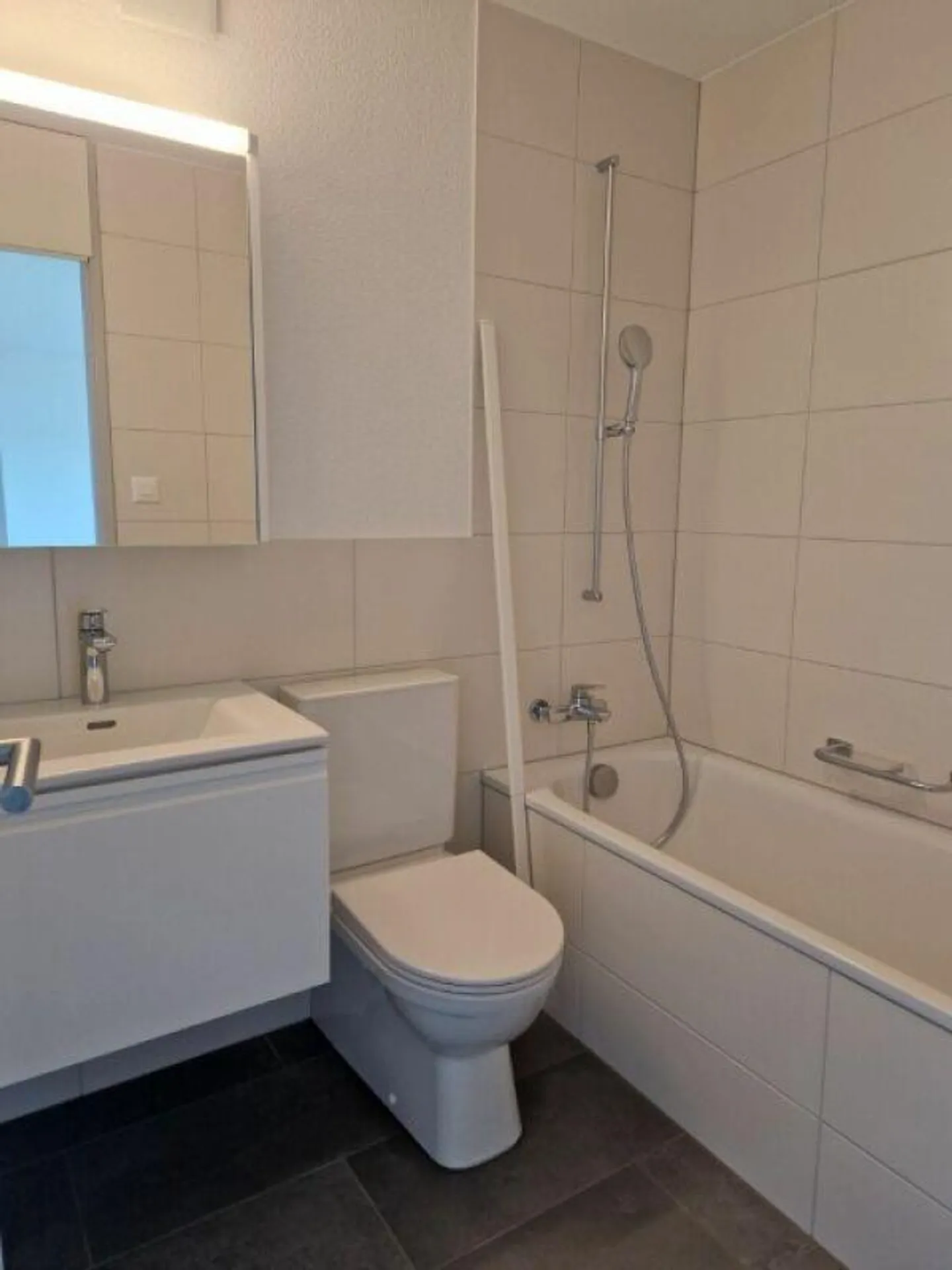 Charmante Wohnung mit Aussicht - Foto 4 von 8
