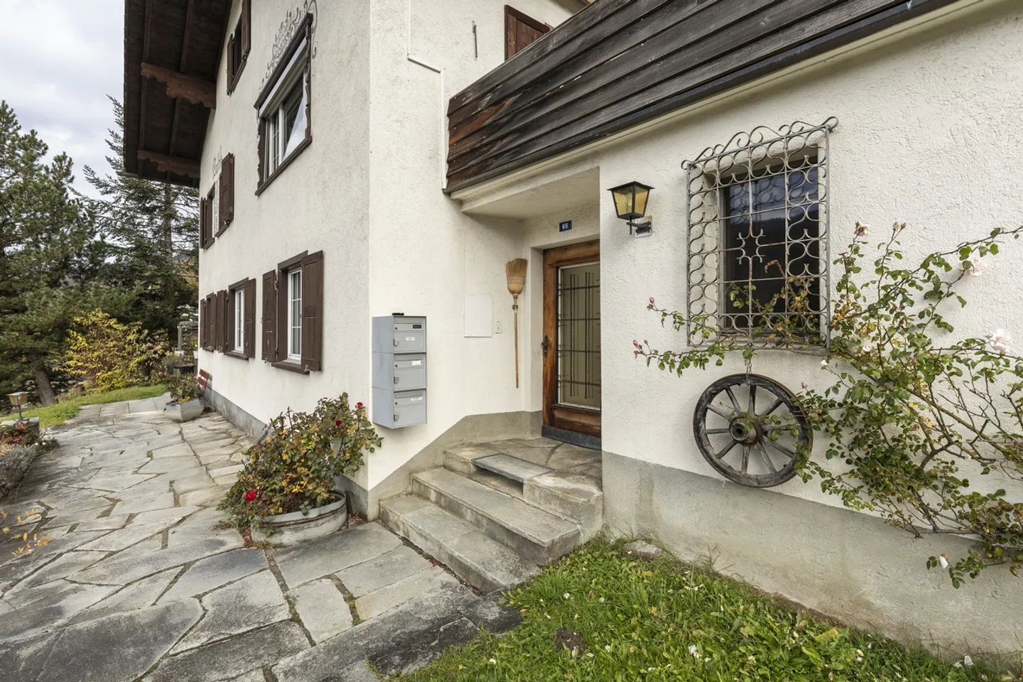 An sonniger und unverbaubarer Aussichtslage - Foto 3 von 10