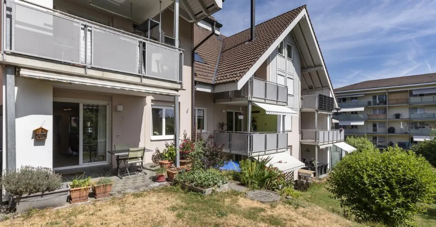 Appartement Charmant avec Espaces Extérieurs - Photo 9 sur 13