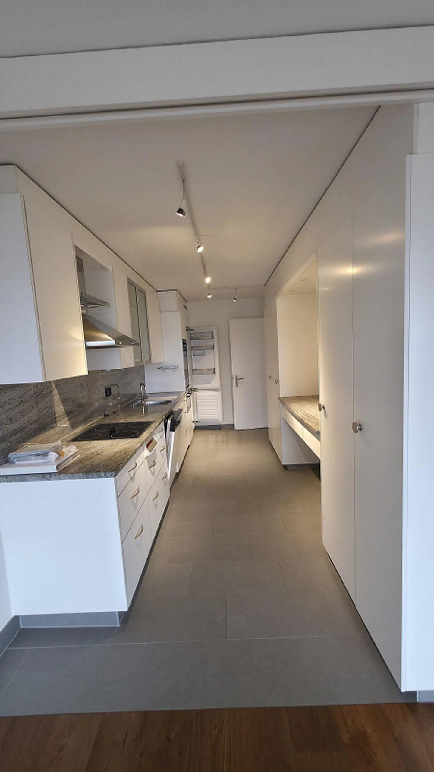 Ampio appartamento di 5,5 stanze con vista fantastica! - Foto 4 di 9