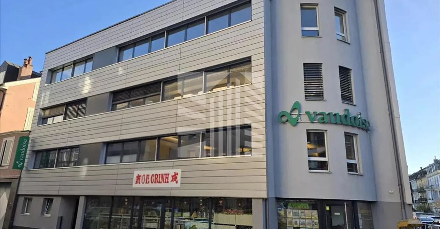 Office space for rent - Photo 1 of 10