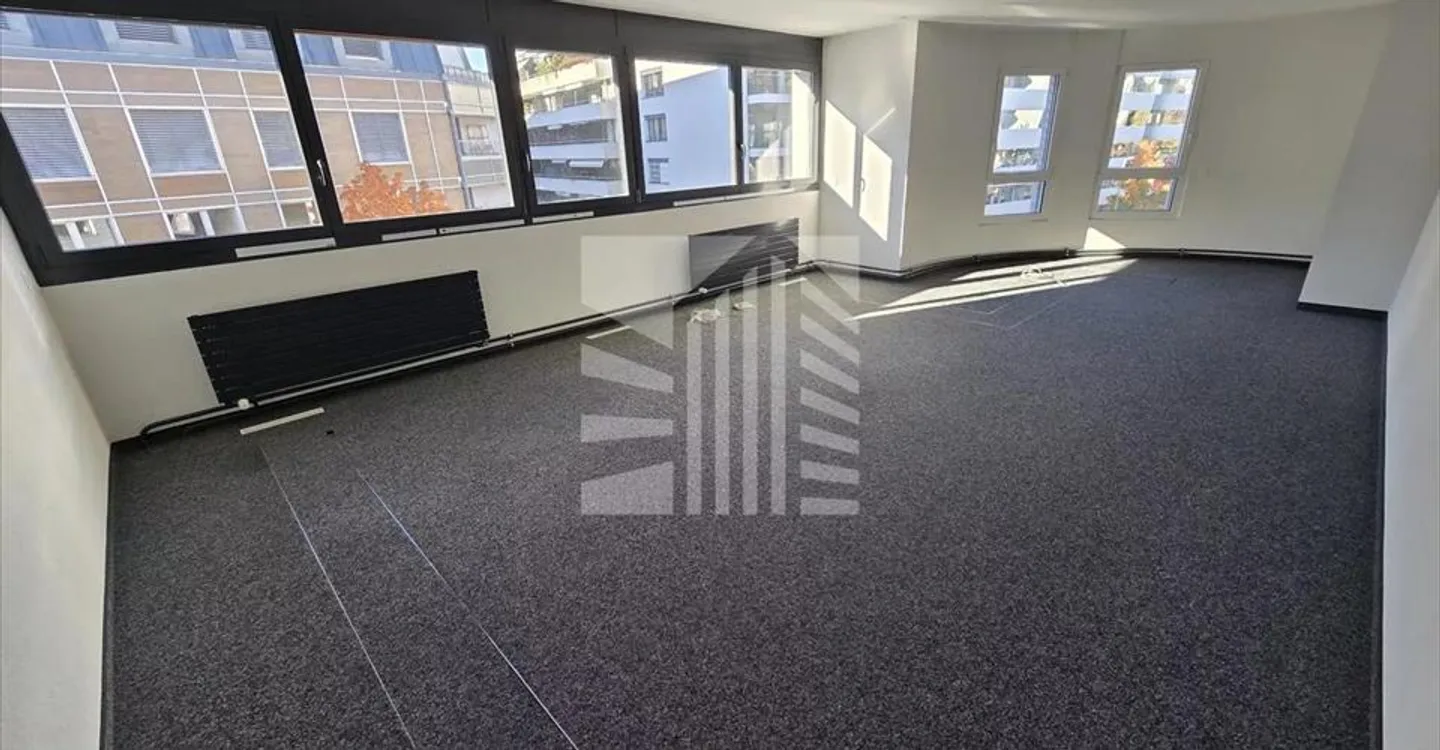 Office space for rent - Photo 9 of 10