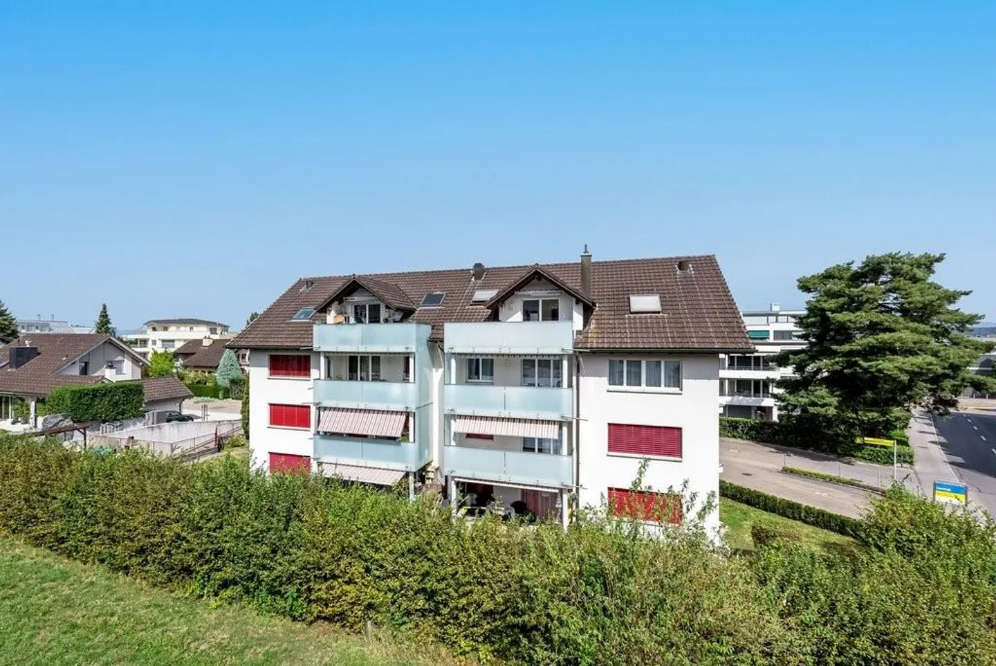 Appartement sous les toits charmant - Photo 1 sur 12