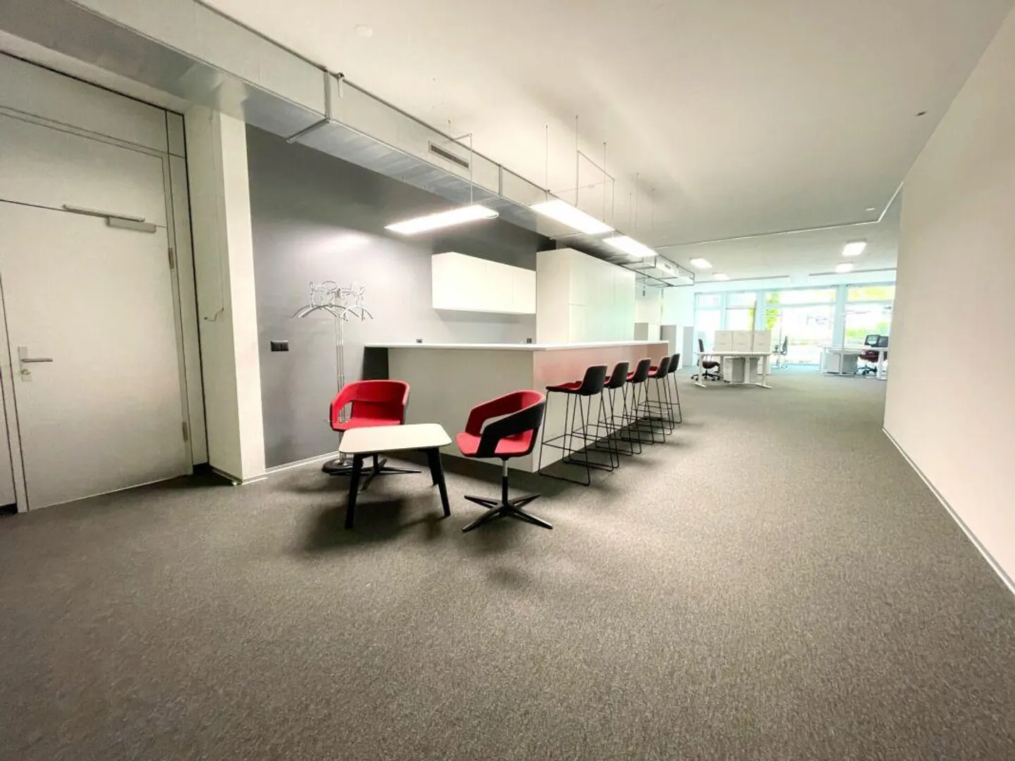 Ufficio e spazio commerciale nel Platinum rappresentativo - Foto 6 di 13