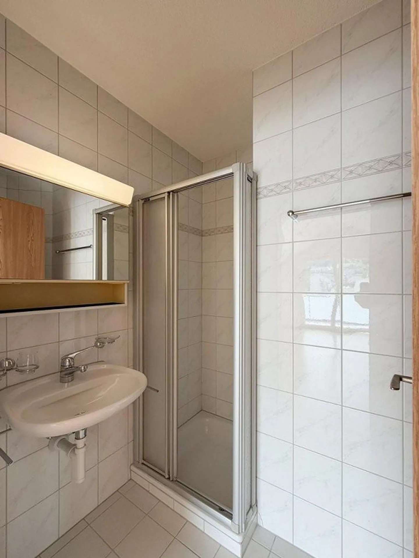 Appartement sous les toits charmant - Photo 9 sur 12