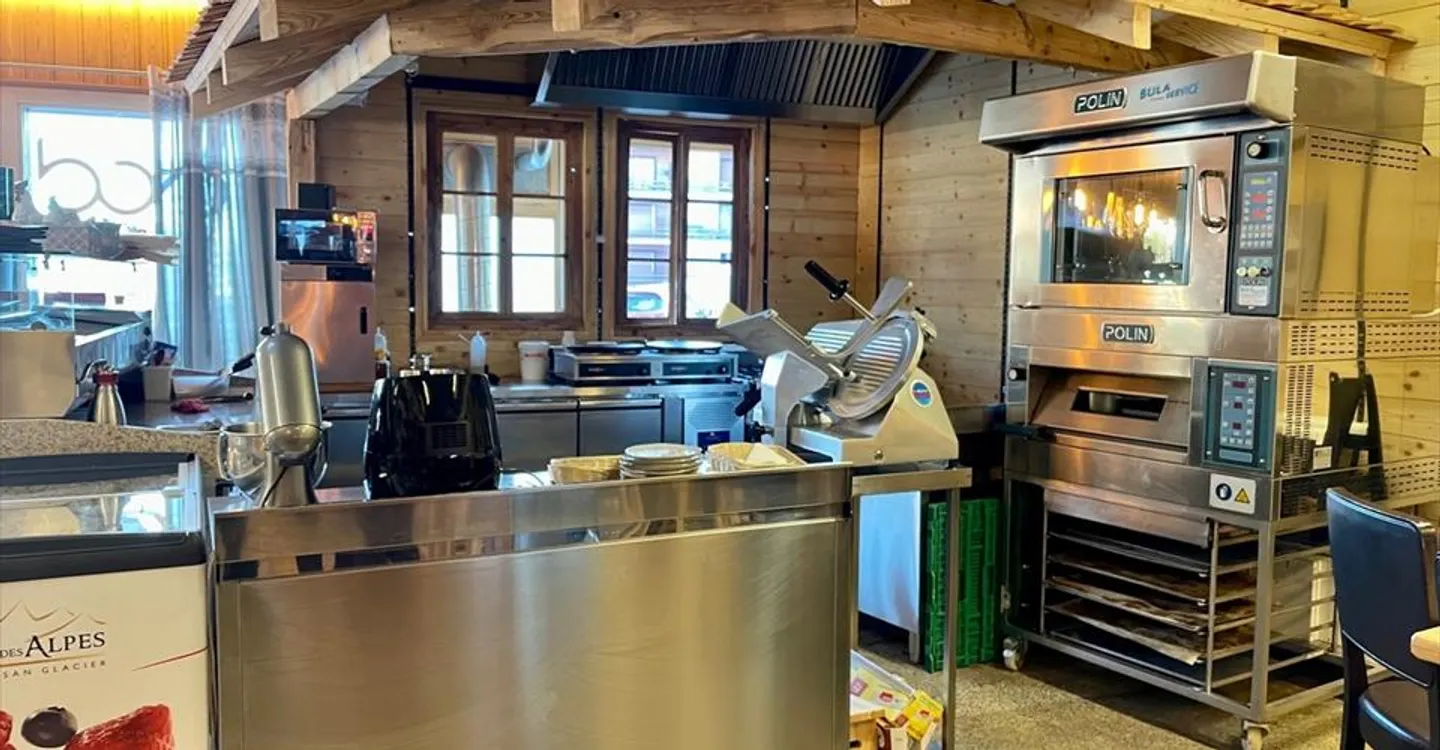 Einzigartige Gelegenheit im Zentrum des Ferienorts - Übernahme eines Geschäftslokals - Foto 4 von 10