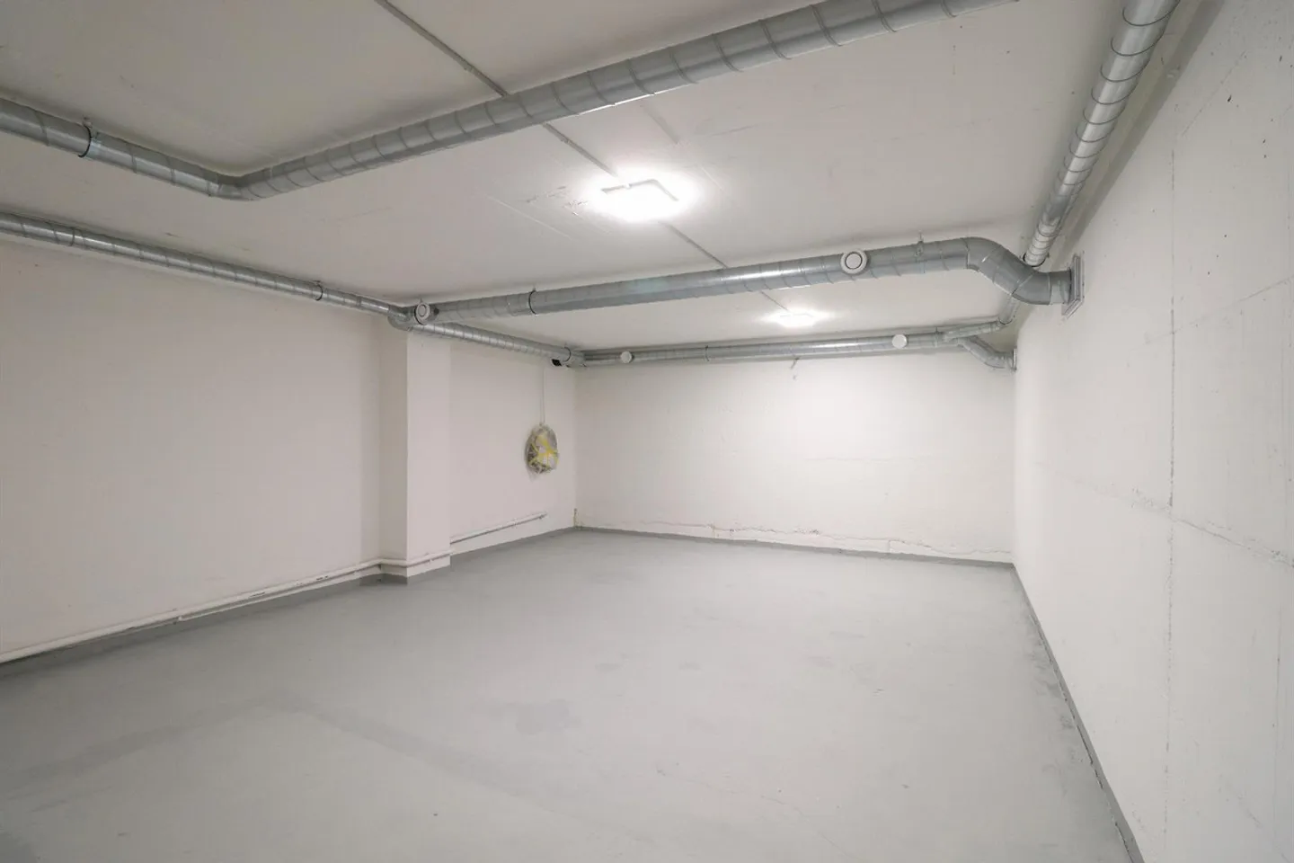 Magazzini in posizione centrale (7 - 38 m2) - Foto 2 di 6