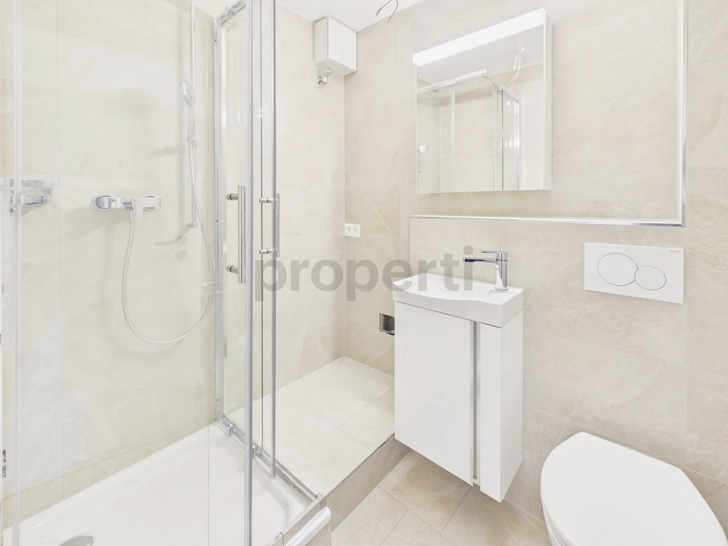 Appartement 2.5 pièces récemment rénové avec balcon, Lucerne - Photo 7 sur 9