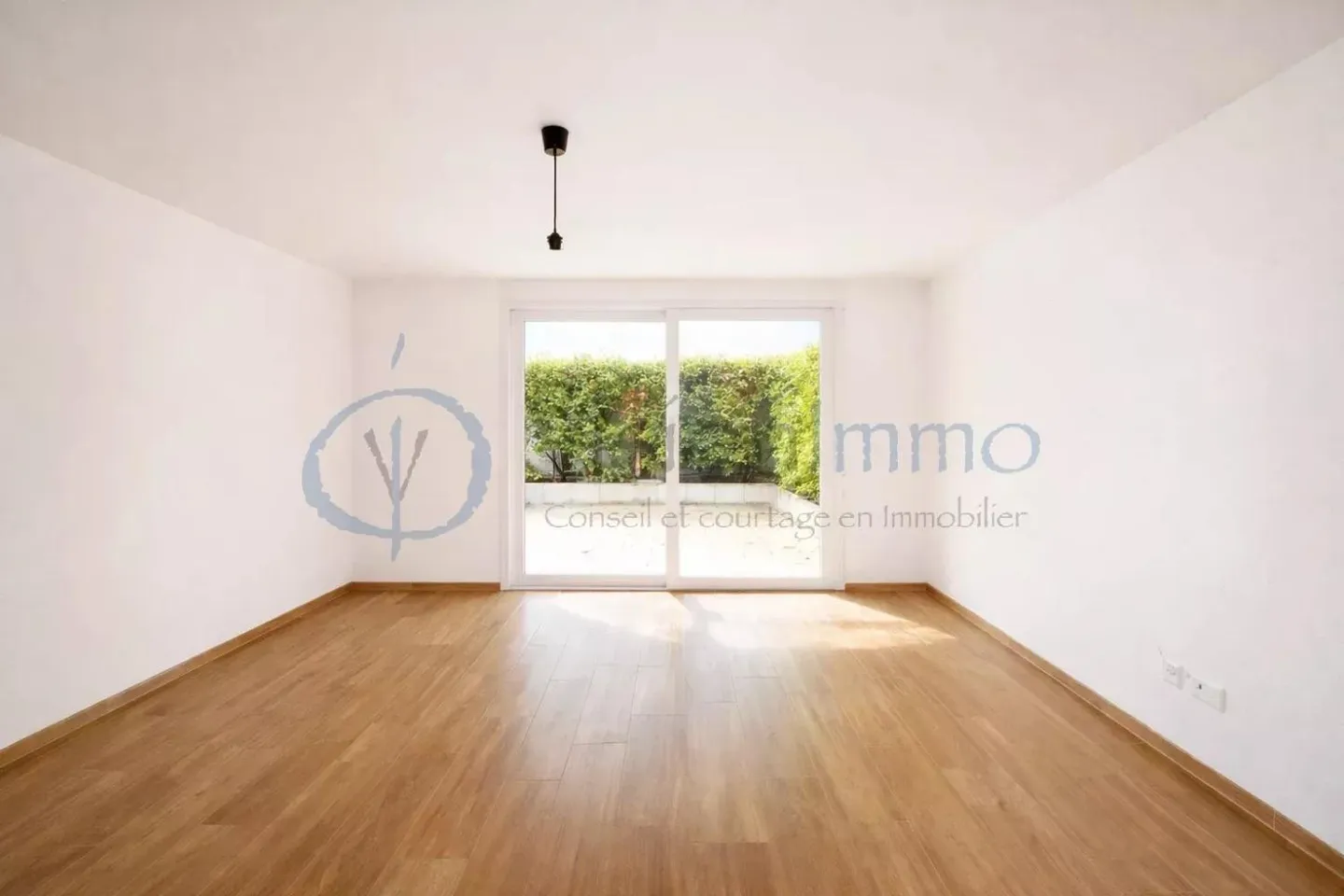 Buchillon ? 3,5 pièces avec grande terrasse de 38 m², à quelques pas du lac - Photo 1 sur 4