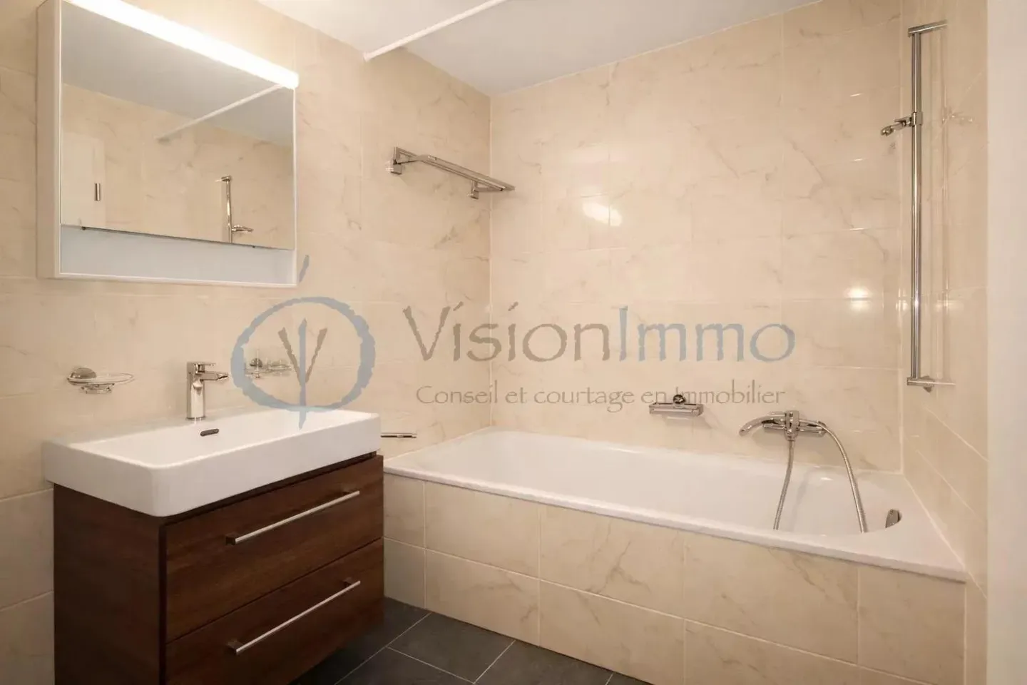 Buchillon ? 3,5 pièces avec grande terrasse de 38 m², à quelques pas du lac - Photo 4 sur 4