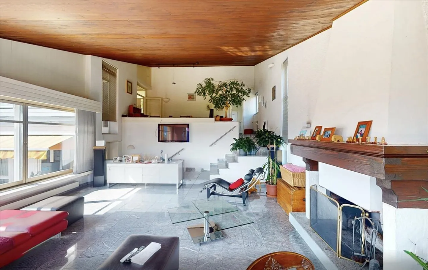 Casa architettonica unica - posizione idilliaca e utilizzo versatile - Foto 2 di 15