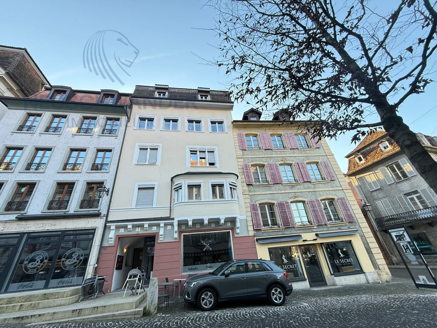 Charmantes, renoviertes Apartment mit Blick auf die Stadt und das Schloss - Foto 2 von 12