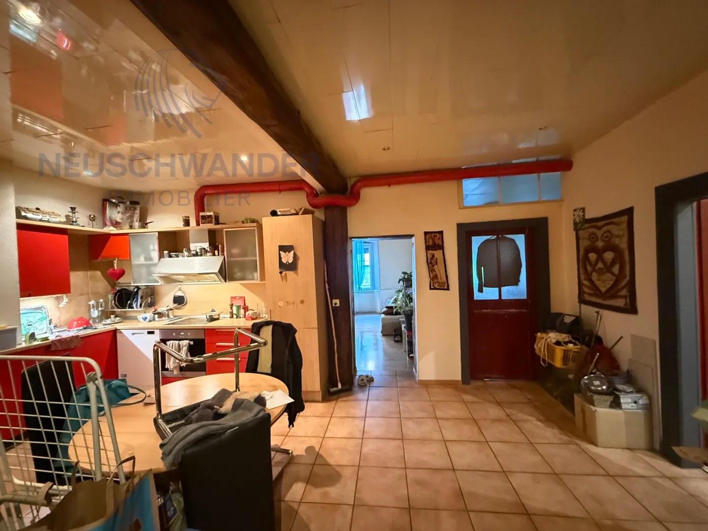 Invest in the heart of the city for this lot of two rented apartments - Photo 16 of 19