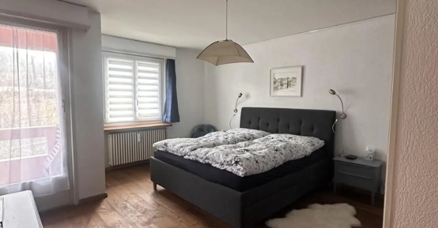 Charming Apartment - Photo 10 of 12