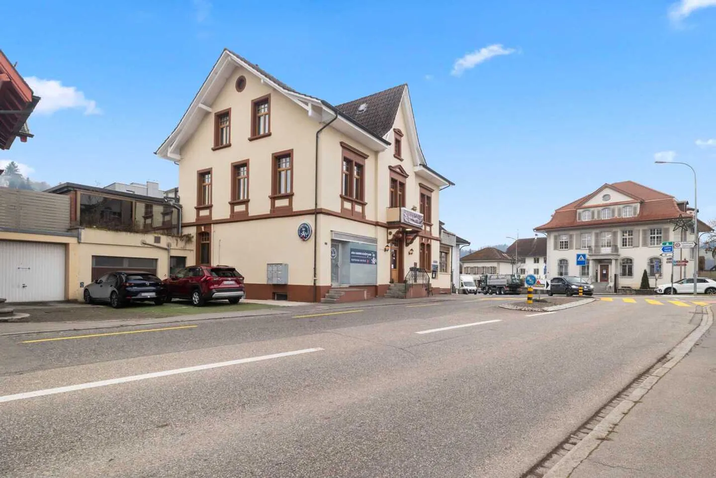 Mischnutzungsobjekt in Schöftland - Foto 2 von 13