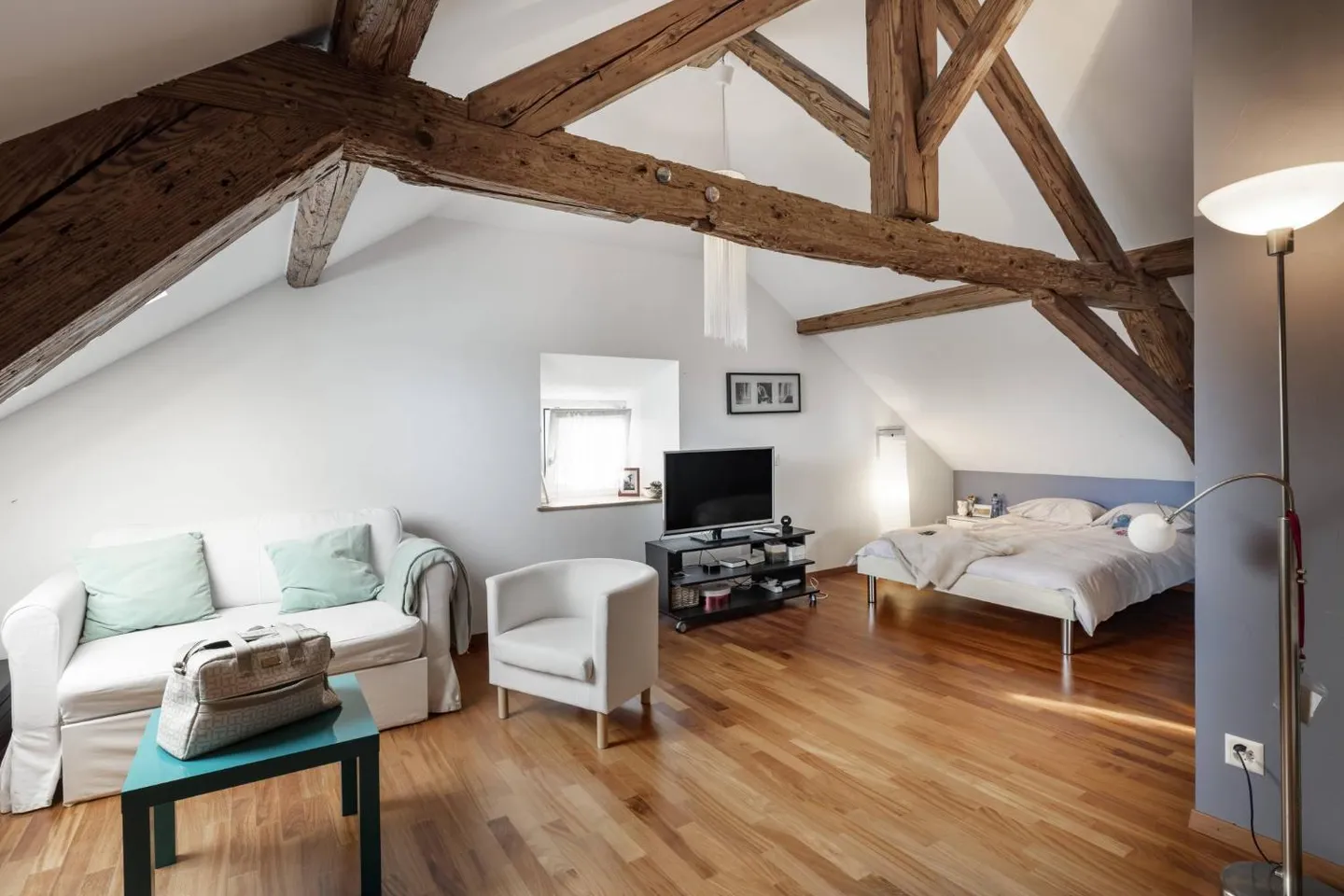 Beautiful village house with 3 apartments, terrace and garden - Photo 8 of 13