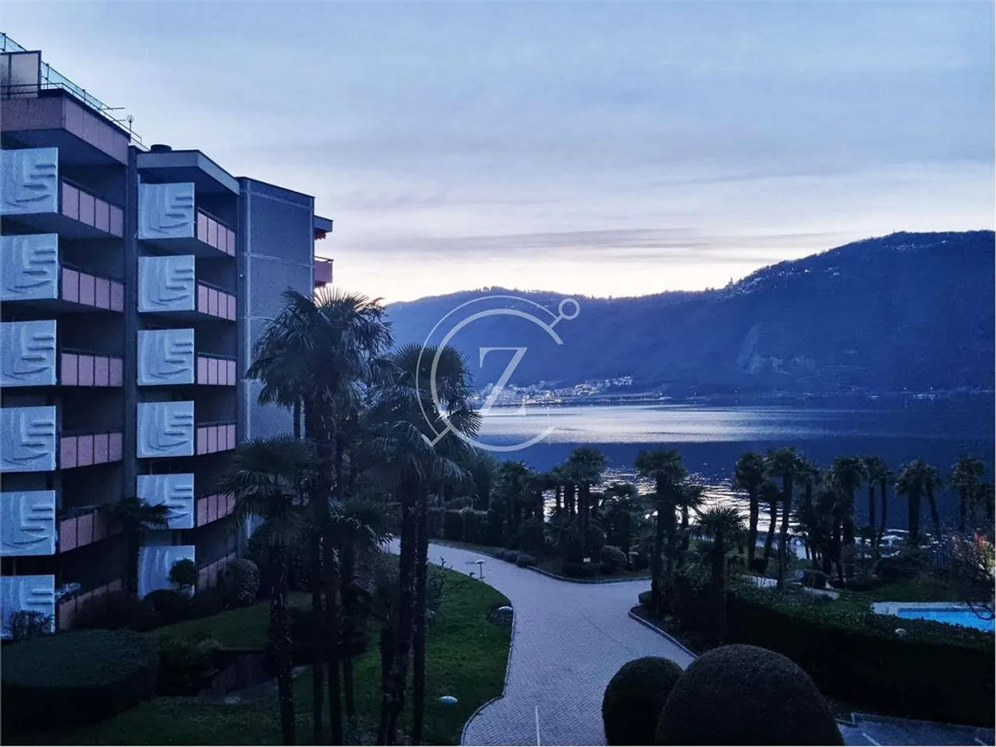 Appartement de vacances 2,5 pièces directement au bord du lac à Bissone - Photo 4 sur 10