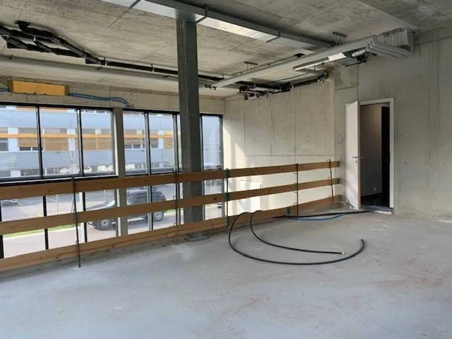 Geschäft mieten - Foto 1 von 9