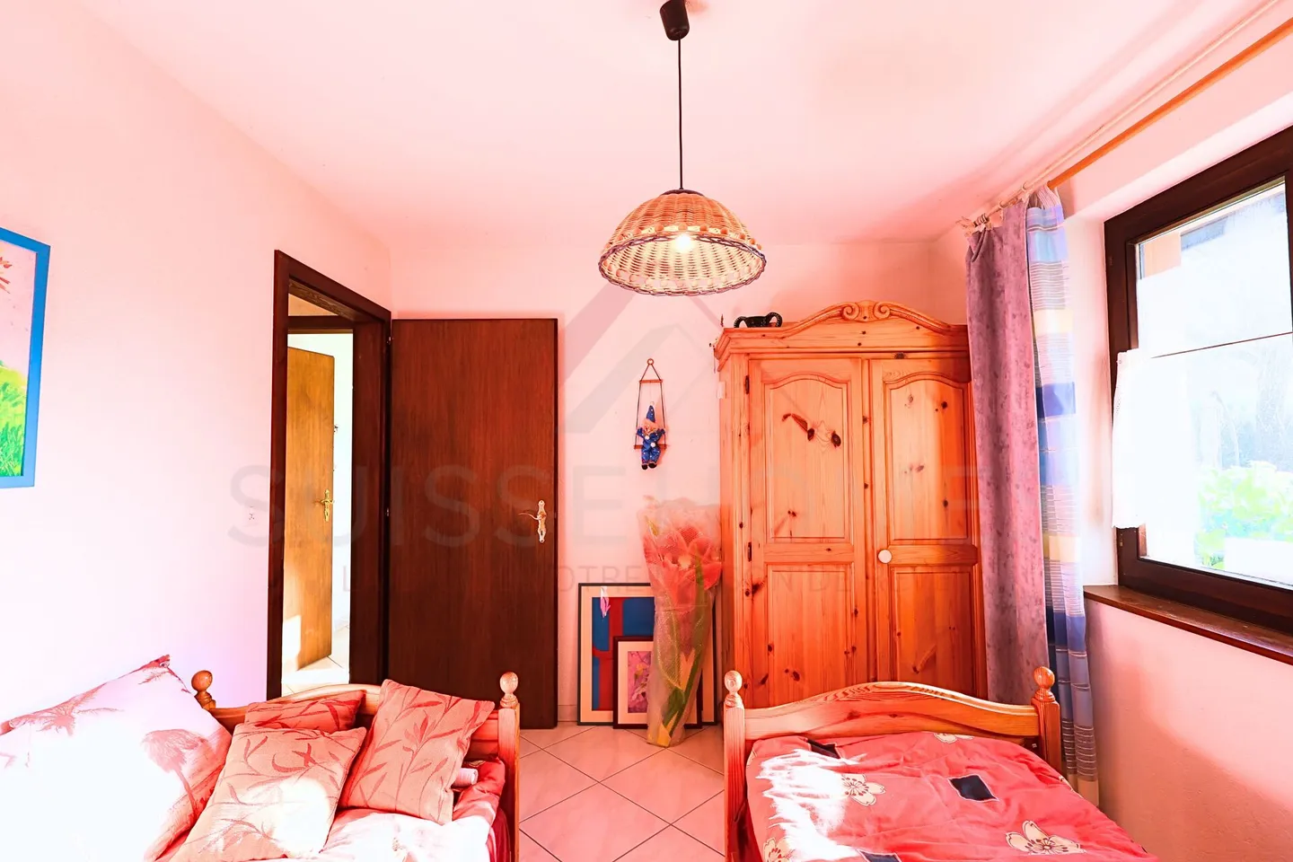 A way of life in Porrentruy - exceptional villa with pool, independence and garden - Photo 8 of 23