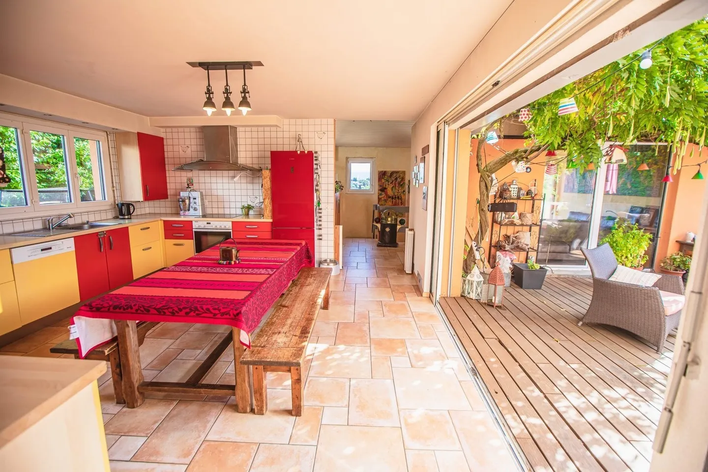 Co-living with Large Spaces (indoor and outdoor) - Photo 4 of 6