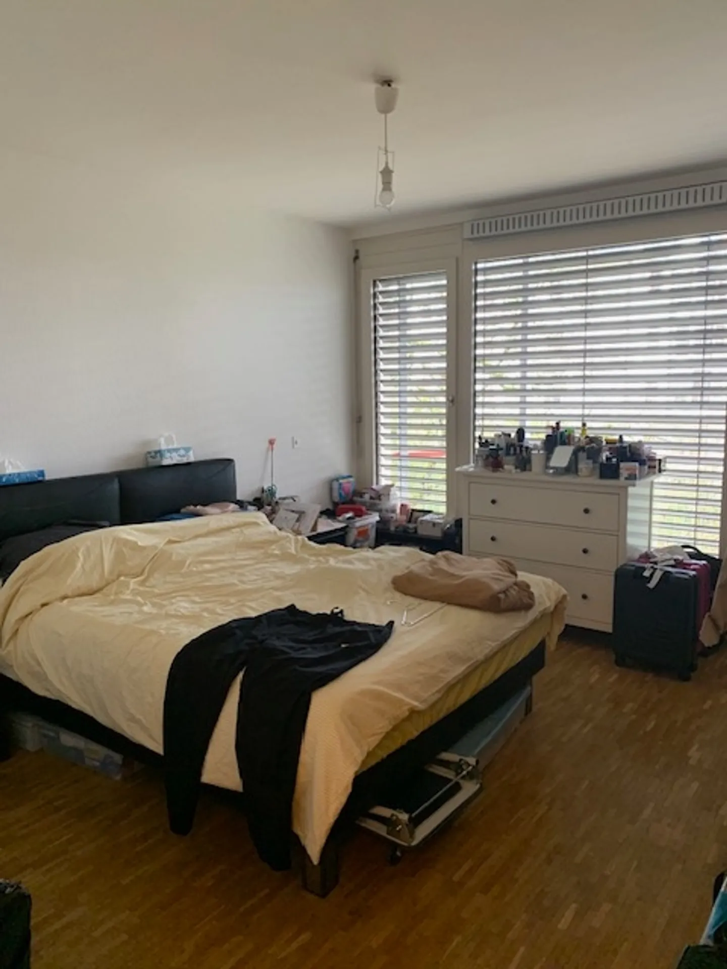6-Zimmer-Wohnung - Foto 2 von 4