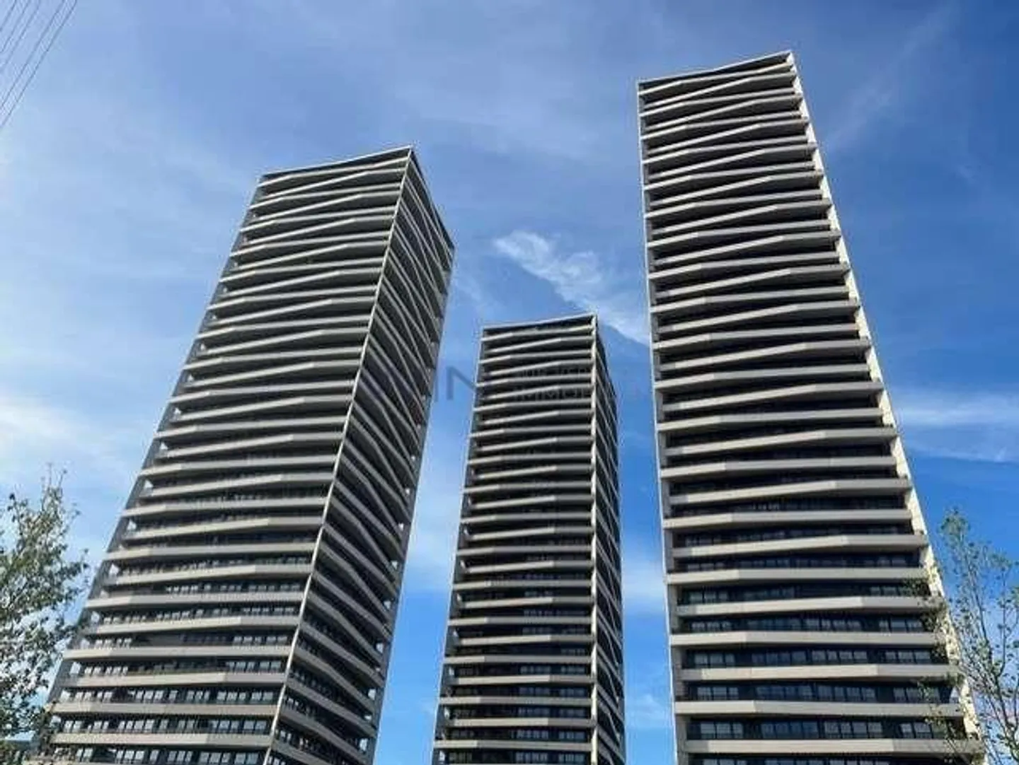 Vivere a un livello superiore: Lusso al 13° piano - Foto 1 di 12