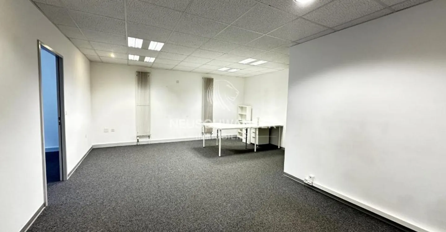 Espace de bureau spacieux à Delémont - Photo 1 sur 5