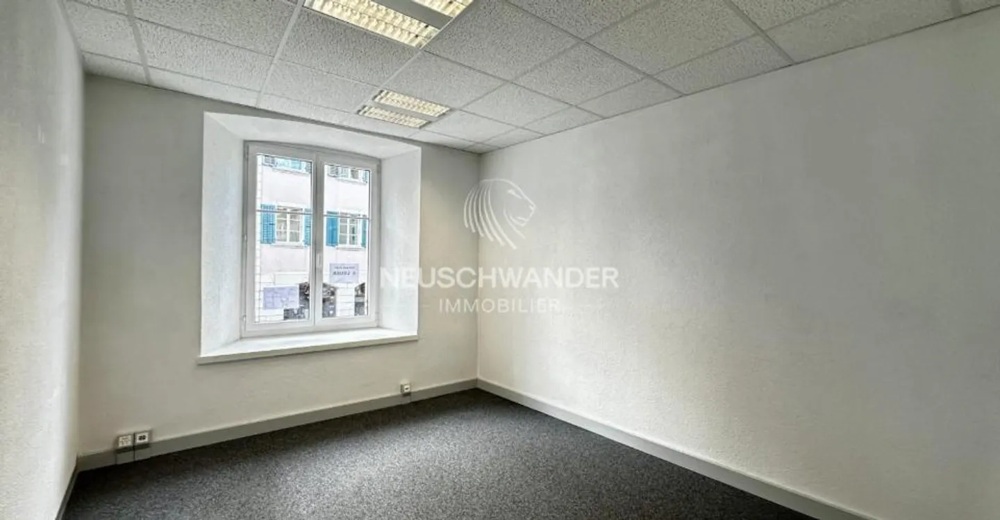 Espace de bureau spacieux à Delémont - Photo 3 sur 5