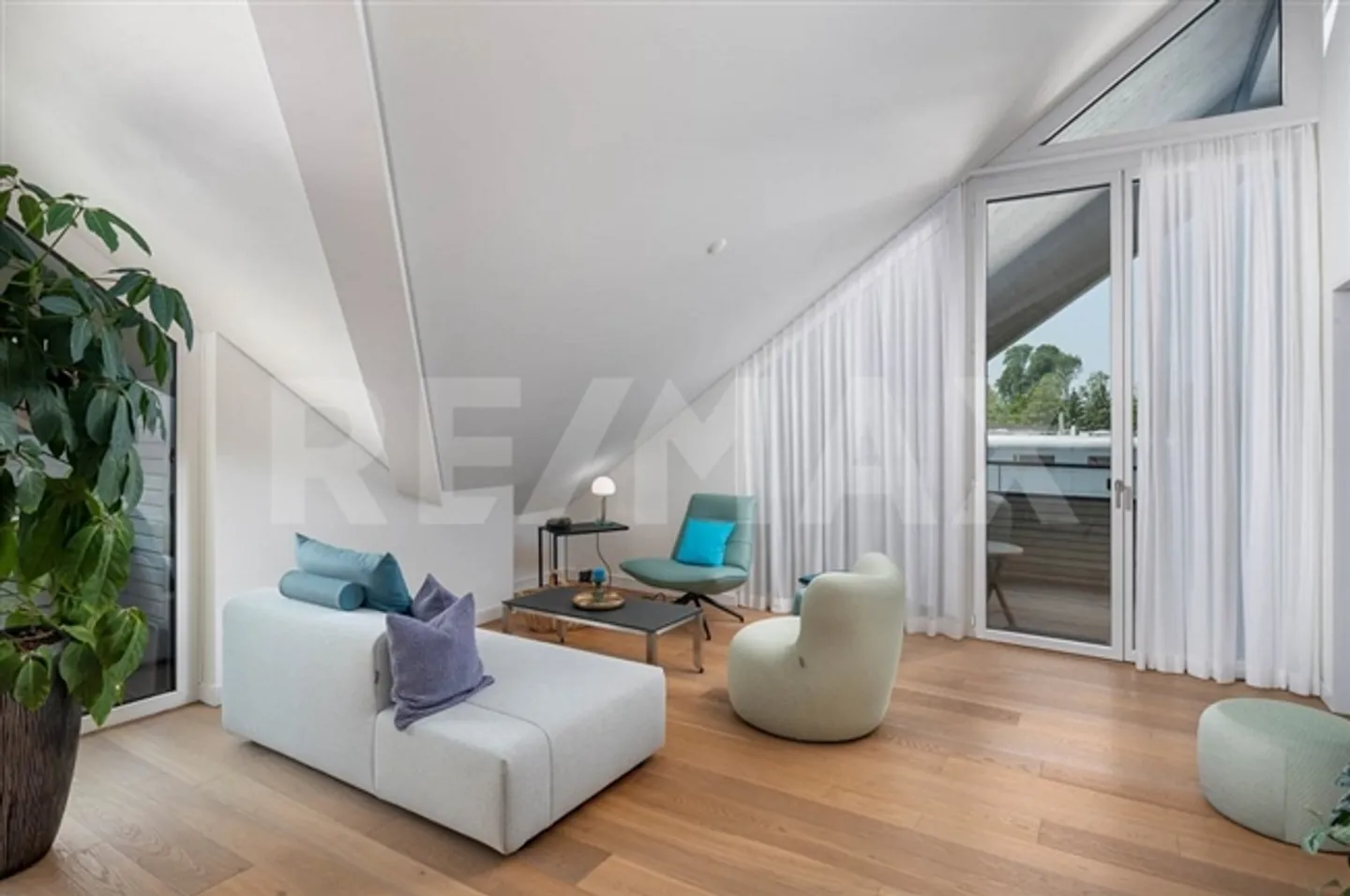 4.5 Room apartment - Photo 5 of 13