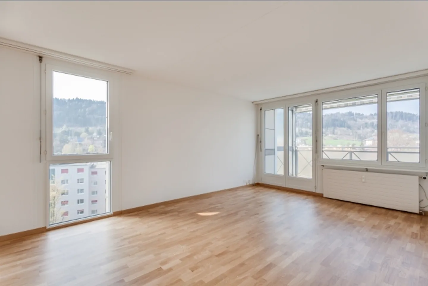 Appartement lumineux 3.5 pièces - Photo 1 sur 8