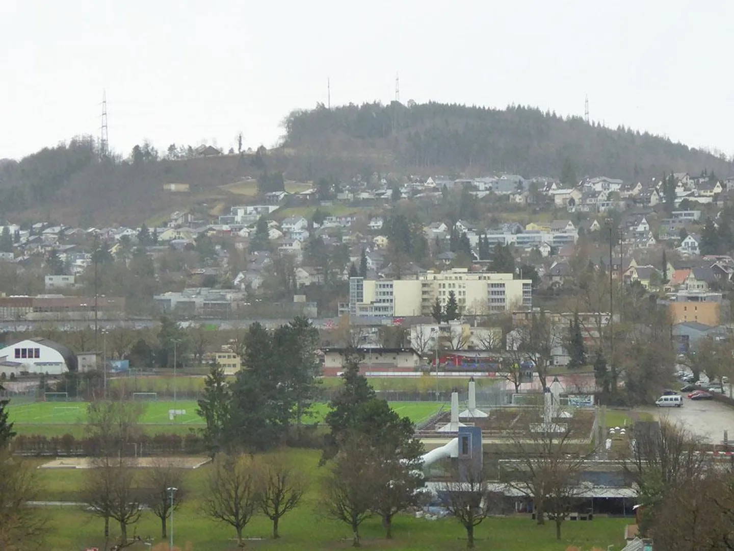 LIESTAL AGGLOMERATION - AFFASCINANTE CASA DOPPIA FAMILIARE - Foto 2 di 3