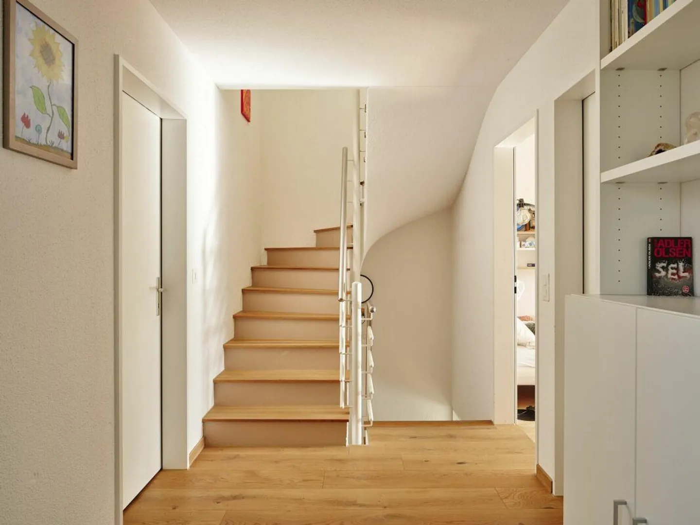 Heimelige Familienidylle mit grossem Garten - Foto 7 von 11