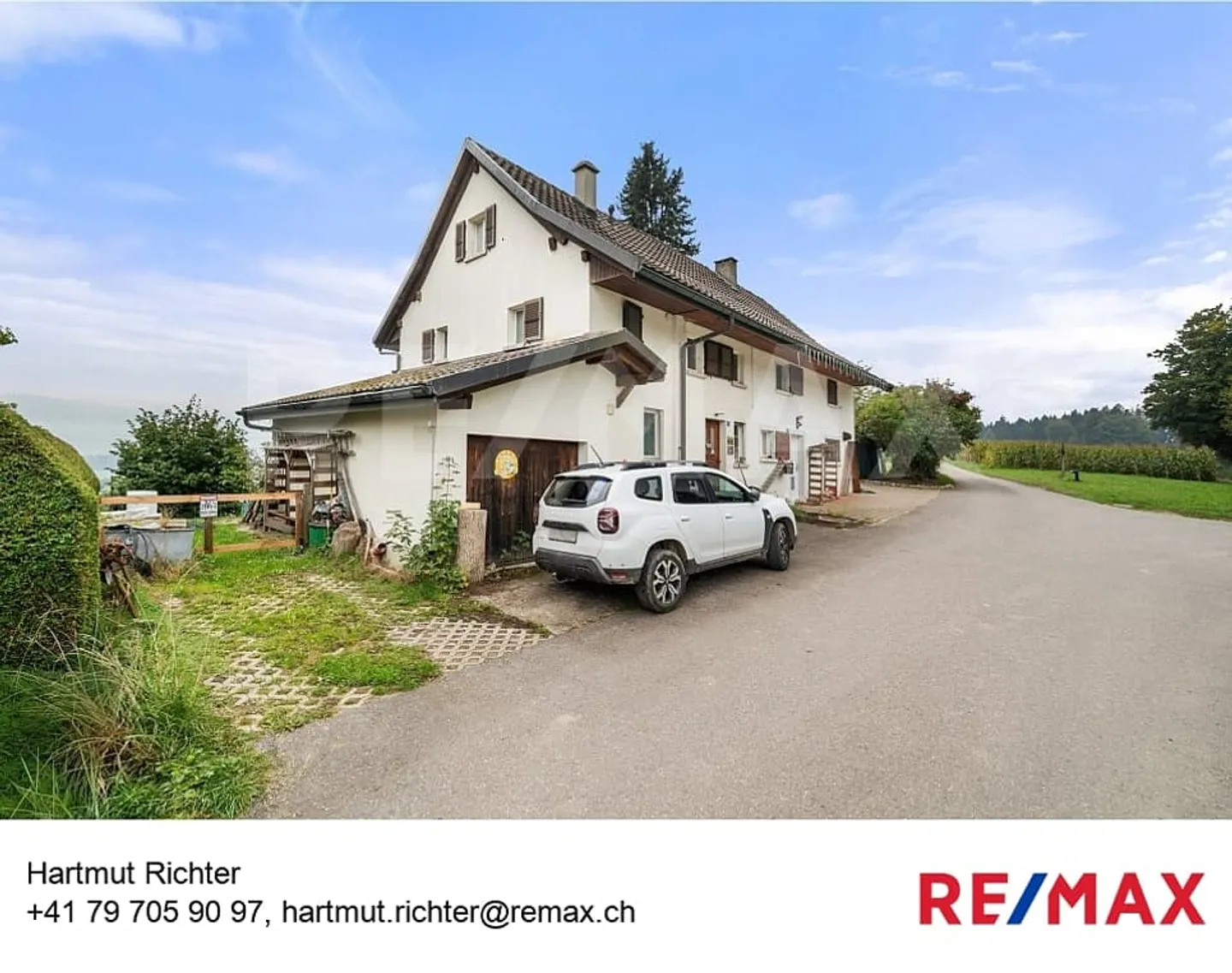 Charmante maison mitoyenne - Photo 1 sur 9