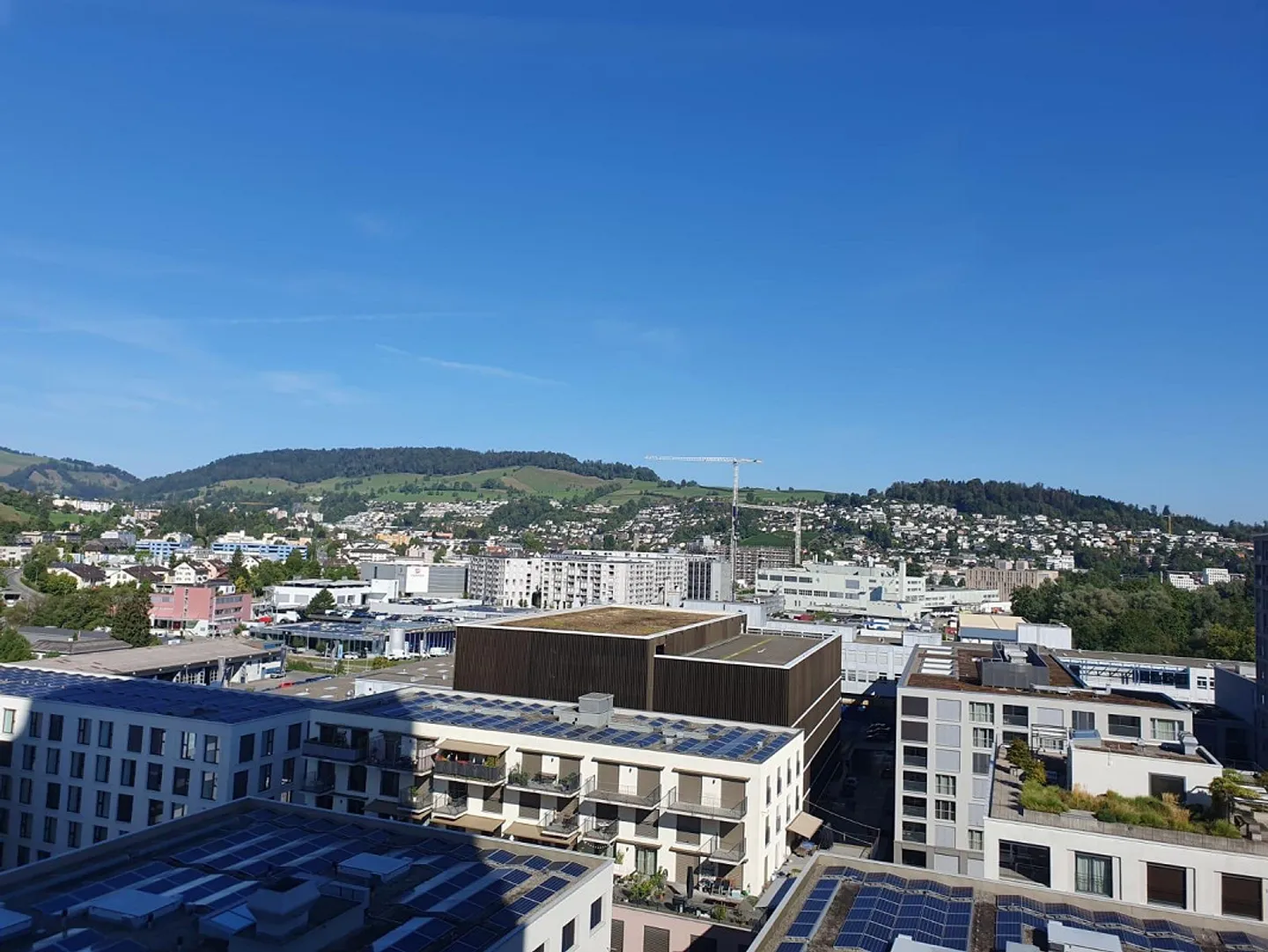 Exklusives Apartment mit Bergblick - Foto 8 von 12