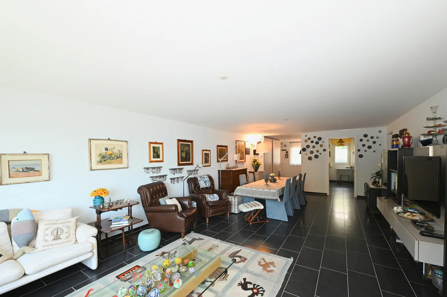 Refined Apartment with Magnificent View of Lake Lugano - Photo 11 of 20