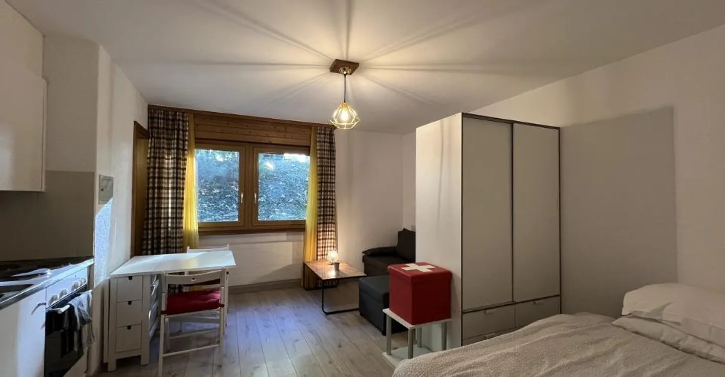 STUDIO ZU VERMIETEN: JAHRESVERMIETUNG - Foto 1 von 7